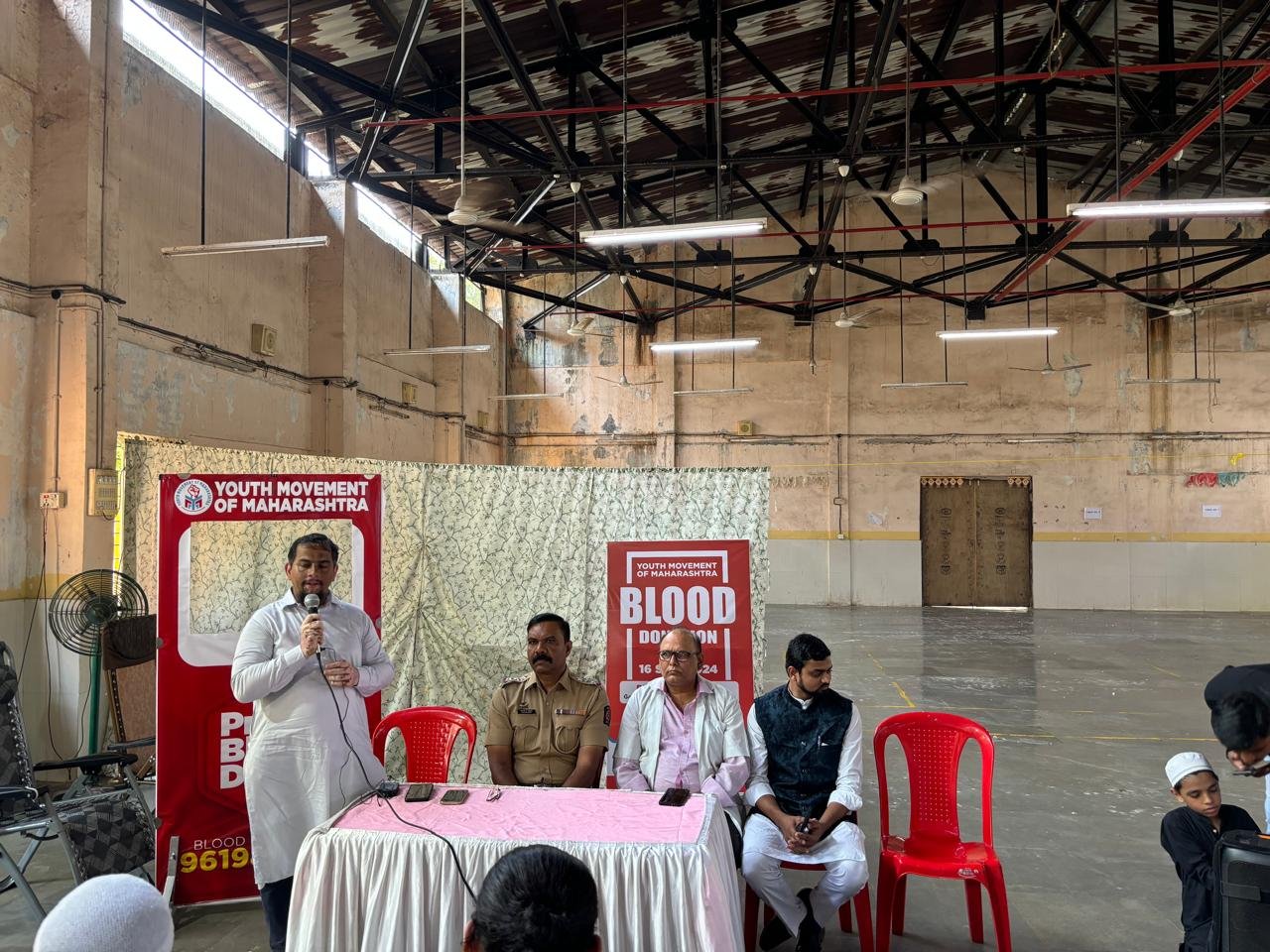 “On the occasion of Eid-e-Milad-un-Nabi, Jamaat-e-Islami Hind’s Youth Movement organized a blood donation camp at three locations: Mira Road, Madanpura, and Malony, with tremendous success; 291 units of blood collected.